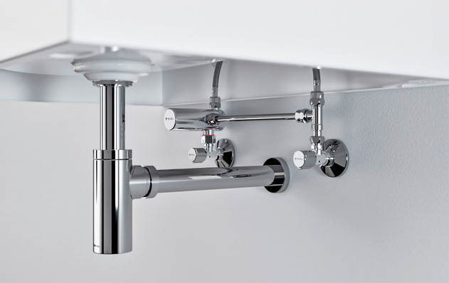 © Bild: Schell GmbH & Co. KG Eine Eckventil-Thermostat gewährleistet, dass die Temperatur am Auslauf konstant beim individuell voreingestellten Wert gedeckelt wird. Welche Möglichkeiten zur Absicherung sonst noch bestehen, lesen Sie in diesem Bericht.